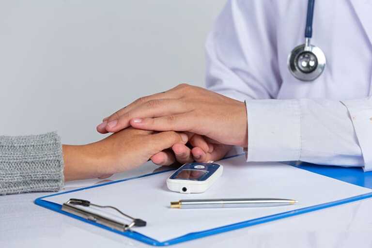 Tener seguro médico es un lujo que no todos pueden costear