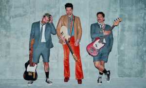 Lasso, Mau y Ricky se unen en “Bilingües”