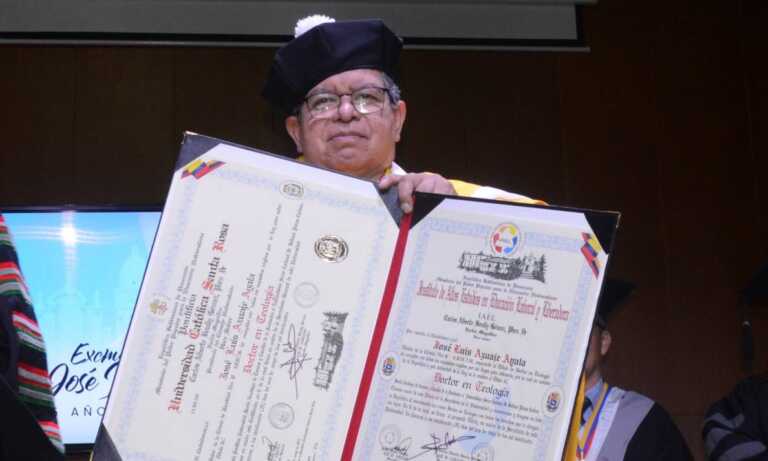 Arzobispo de Maracaibo recibe Doctorado Honoris Causa de la Unica