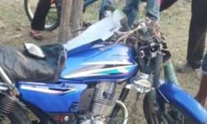 Accidente de moto deja un muerto en Paraguaipoa