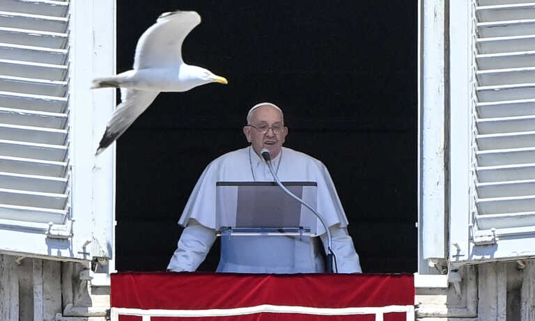 El Papa ora por víctimas de inundaciones en Brasil y llama a la paz en Gaza