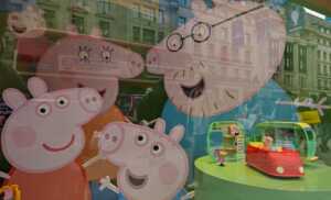 La cerdita “un poco mandona” Peppa Pig celebra 20 años