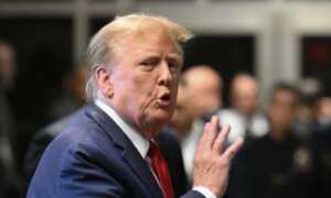 Trump llama “estúpidos” a líderes demócratas por confiscar avión de Maduro