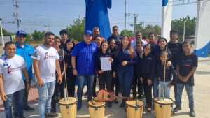 Gobernación del Zulia dota de instrumentos a escuelas de la COL