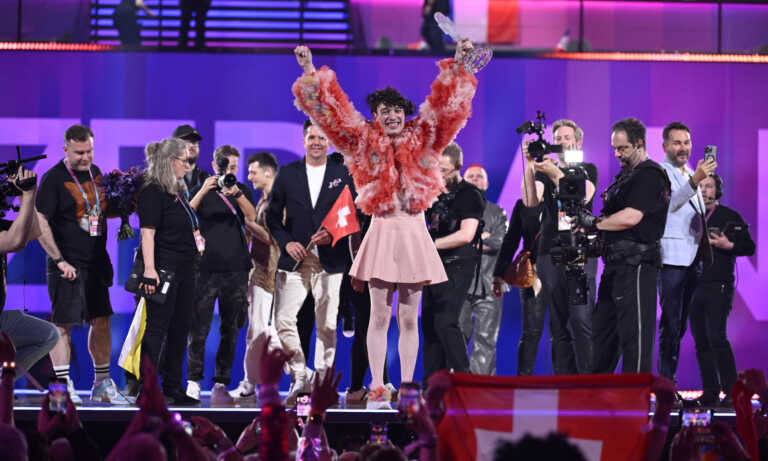 El suizo Nemo se convierte en el primer artista no binario en ganar Eurovisión