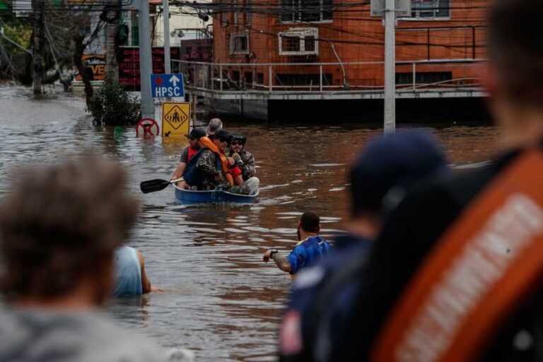 Van 114 muertos y 146 desaparecidos tras inundaciones en Brasil