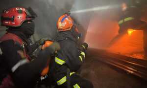 Incendio en el mercado de La Hoyada consume nueve negocios