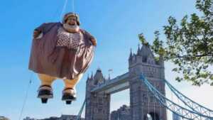 Figura gigante vuela en Londres por aniversario de “Harry Potter y el prisionero de Azkaban”