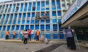 Trabajan en la remodelación de quirófanos del Hospital Universitario de Maracaibo