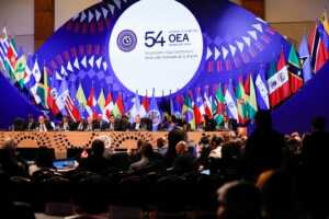 Asamblea de la OEA condena por aclamación el fallido golpe de Estado en Bolivia
