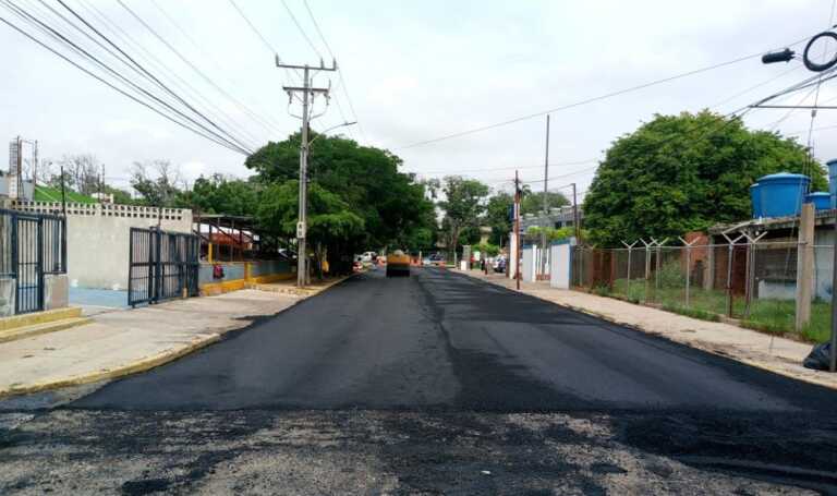 Gobernación continúa trabajos de modernización en la calle 69 de Maracaibo