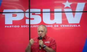 Cabello asegura que Manuel Rosales “nunca está en el Zulia”