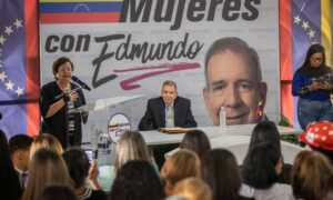 Edmundo González destaca el papel de la mujer en las presidenciales