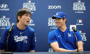 Ohtani pide que su exintérprete devuelva tarjetas de béisbol adquiridas con dinero robado
