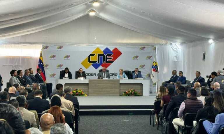 González Urrutia y Enrique Márquez no firman acuerdo en el CNE