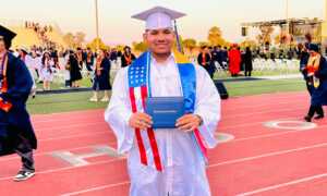 Joven wayúu se gradúa con honores en Estados Unidos