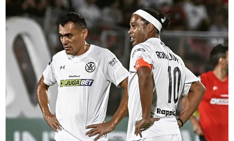 Juan Arango y Ronaldinho se enfrentarán en la Liga Monumental