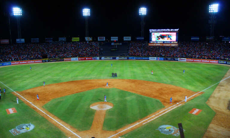 El Luis Aparicio y otros 3 estadios en riesgo de no alojar juegos de la LVBP