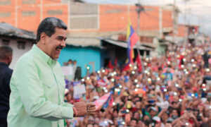 Maduro anuncia un mega plan eléctrico para Mérida