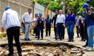 Rosales inicia la recuperación de servicios públicos en la urbanización San Rafael