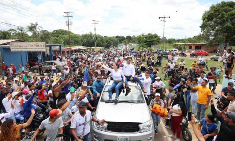 Machado a los jóvenes desde Guasipati: “Esta lucha la estamos dando por ustedes”