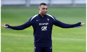 Mbappé es marginado del entrenamiento con Francia