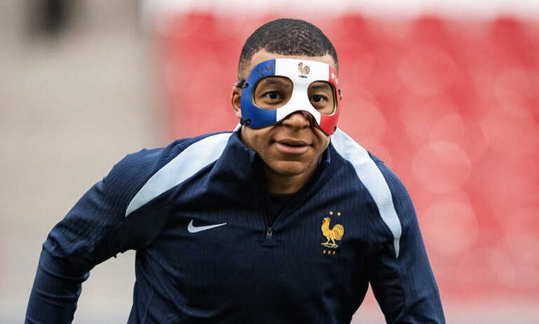 Kylian Mbappé será suplente ante Países Bajos