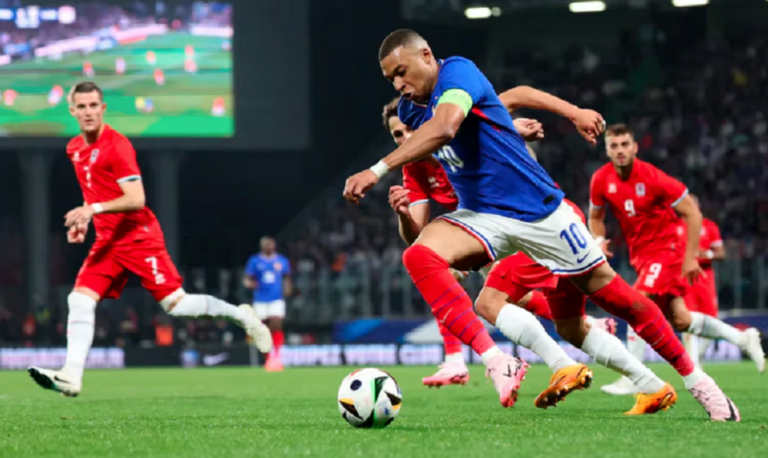 Mbappé recupera la sonrisa y el Real Madrid se frota las manos