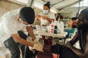 Médicos del Mundo darán atención a migrantes en el Darién tras salida de MSF