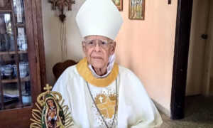 Fallece monseñor Robert Lückert tras complicaciones por covid-19