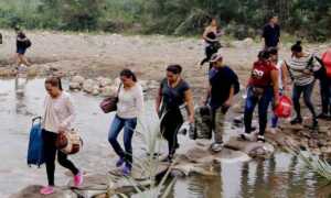 Feministas alertan sobre el riesgo de las mujeres en tránsito por la frontera