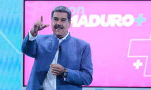 Maduro dice que está listo para firmar acuerdo electoral por la paz
