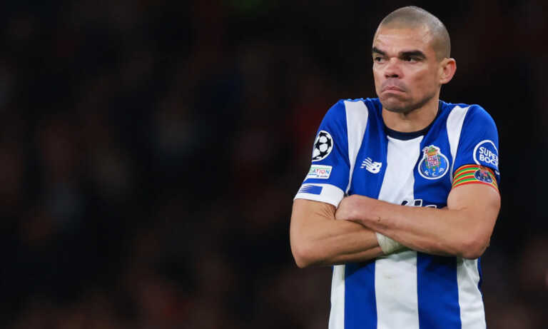 Pepe abandona el Oporto