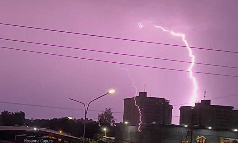 Cazatormentas capta más de 100 rayos la noche de este miércoles en Cabimas