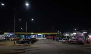 Alcaldía ilumina los siete andenes del Terminal de Pasajeros de Maracaibo