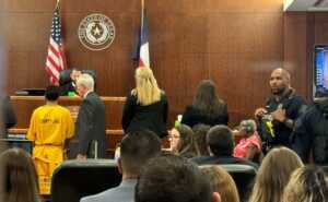 Piden pena capital para dos venezolanos que mataron a niña en Texas
