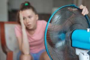 Ventiladores recargables se convierten en prioridad en hogares zulianos