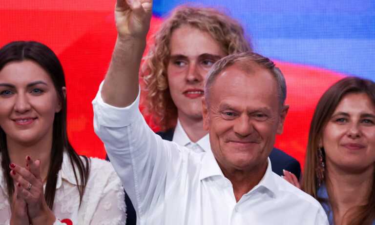 Recuento final de votos confirma ventaja de Donald Tusk en elecciones europeas