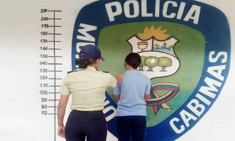 Aprehenden a adolescente por extorsionar a sus profesores en Cabimas