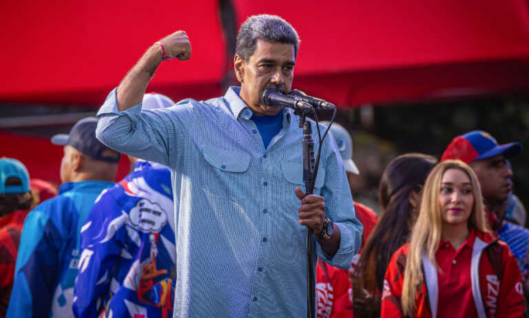 Maduro llama a una “operación remate” en plenas elecciones presidenciales