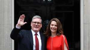 El laborista Keir Starmer promete “cambio” al convertirse en primer ministro británico
