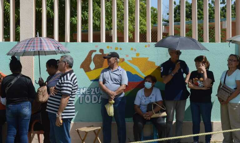 Rectora Nogal recuerda prohibición de publicar encuestas o resultados