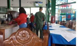 Clausuran local de comida en Tinaquillo por visita de Edmundo González