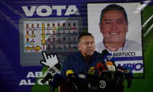 Bertucci descarta la posibilidad de declinar su candidatura presidencial