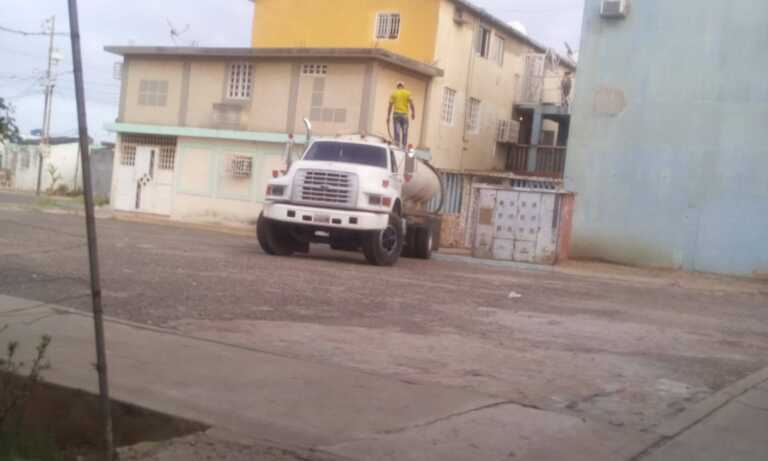 Parroquias del norte de Maracaibo suman 26 días sin agua por tuberías