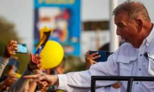 González Urrutia advierte que será intransigente con la corrupción si gana la Presidencia