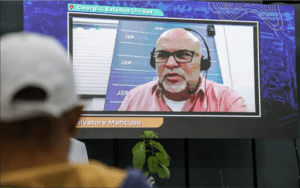 Mancuso plantea visita a Venezuela para recuperar desaparecidos