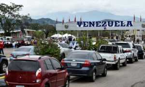 Daniel Ceballos pide tener abierta la frontera con Colombia para las presidenciales