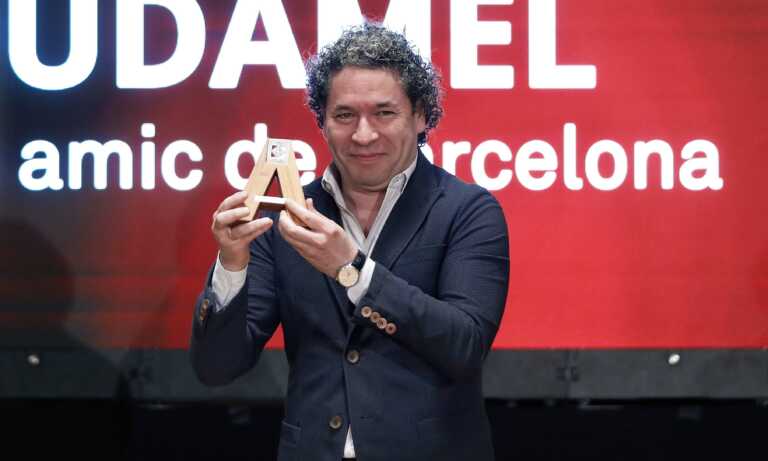 Gustavo Dudamel recibe el título de “Amigo de Barcelona”