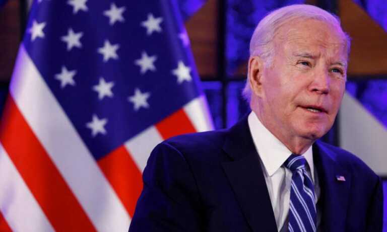 Biden da positivo a covid-19 mientras crece la presión para que abandone la campaña